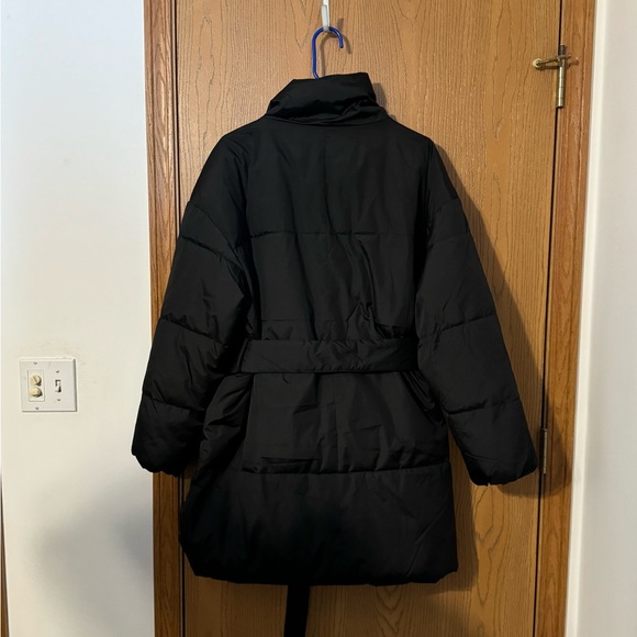 Gap Puffer Coat Wrap Coat with belt - Picture 2 of 2